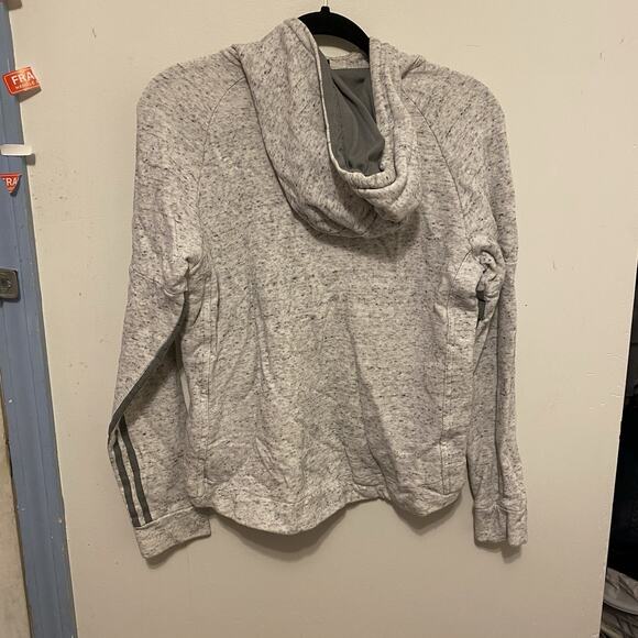 Adidas Gray Pullover Hoodie Women's Size XS Trefoil Logo Pockets Sports Outdoors - Picture 10 of 10